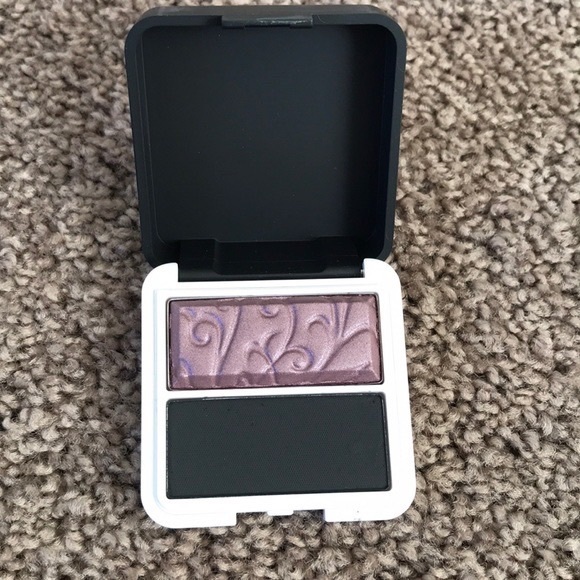 Younique Duet Eyeshadow - To The Same Degree - Picture 2 of 2